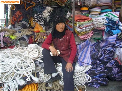 China: 10 n5In Lhasa / 