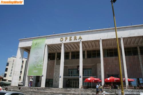 Albanien: Tirana-Oper / Tirana-Oper am Skanderbeg-Platz