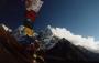 Nepal: Gebetsfahnen im Wind