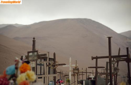 Chile: Chile8 / Friedhof der Kirche von Poconchile aus dem Jahre 1605