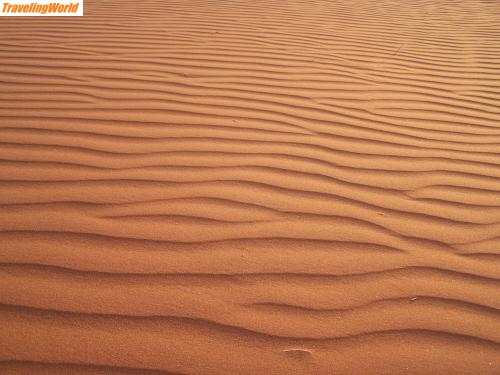 Namibia: 100_2615 / nur sand