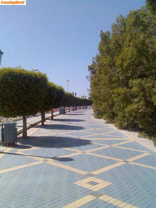 Vereinigte Arabische Emirate: Fussweg Breakwater / Fussweg Breakwater