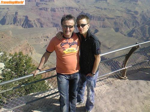 USA: Fotos-0023 / Mein Sohn und ich am Grand Canyon