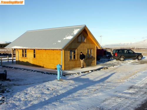 Island: Hütte / im Winter ohne Zelt