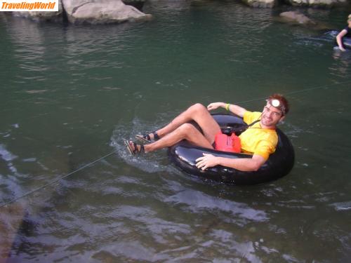 Laos: 2 NOV05 Laos 062 / Tubing