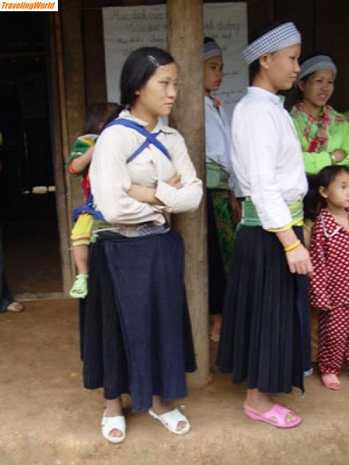 Vietnam: Vietnam_0192 / Minderheiten sind oft in Trachten gekleidet