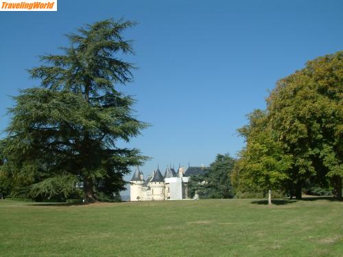 Frankreich: Loire 2 003 / Chateau Chaumont  hoch über dem Ort