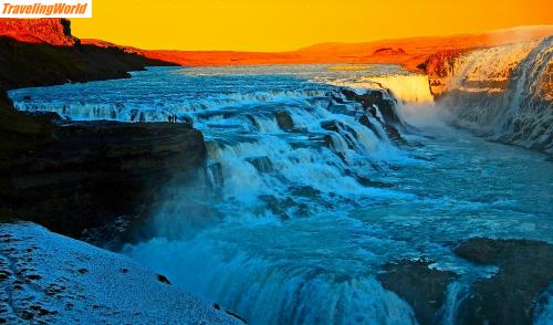 Island: Goldafossen im Sonnenuntergang kp / 