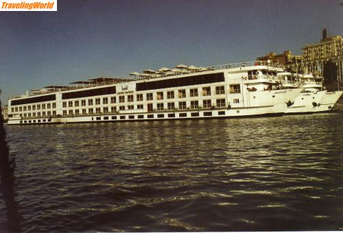 �gypten: File0007 / Mein Schiff auf dem Nil TUI Iberotel Crown Empress