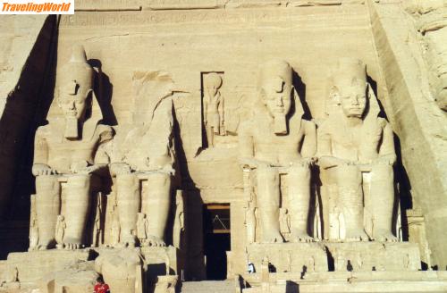 gypten: File0231 / Eingang von Abu Simbel