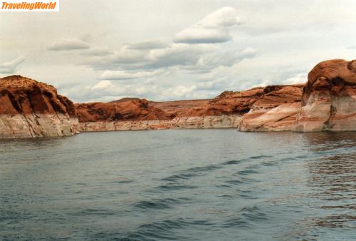 USA: File0239 / Boptsfahrt auf dem Lake Powell