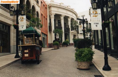 USA: File0360 / Rodeo Drive