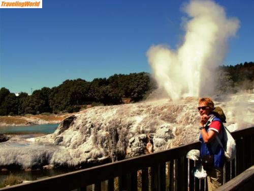 Neuseeland: Stinkdampf / Rotorua Hotpool