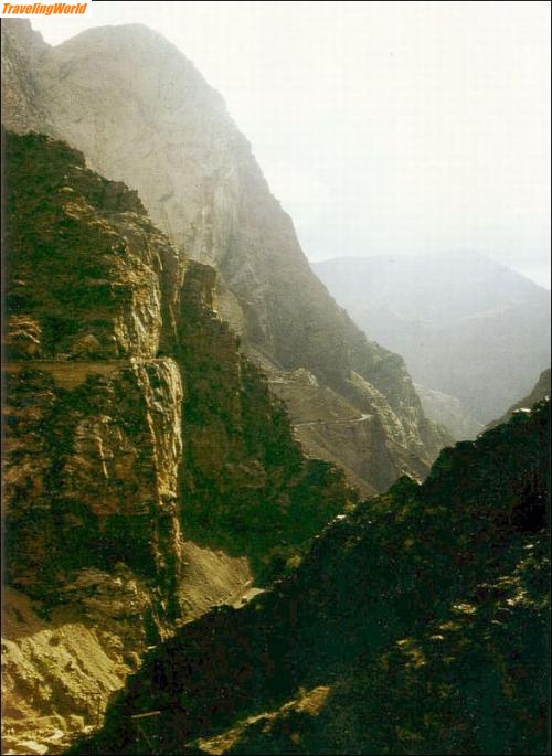 Pakistan: 001b / 