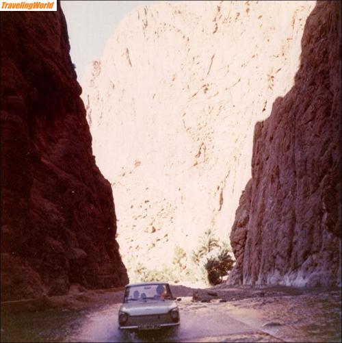 Marokko: 06 Bei der Todra Schlucht / 