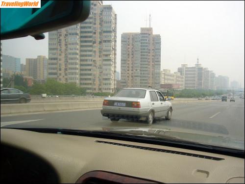 China: 02 a1 Hauptstrasse in Peking / 