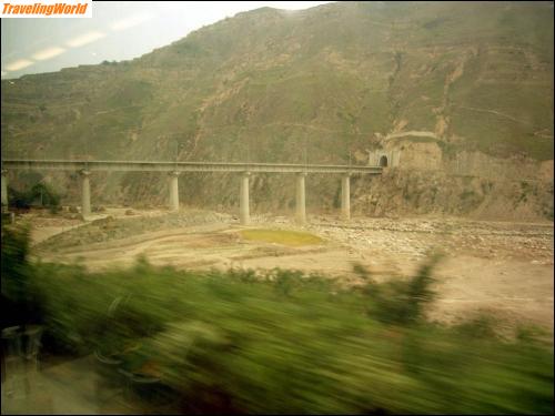 China: 09 e5 / 