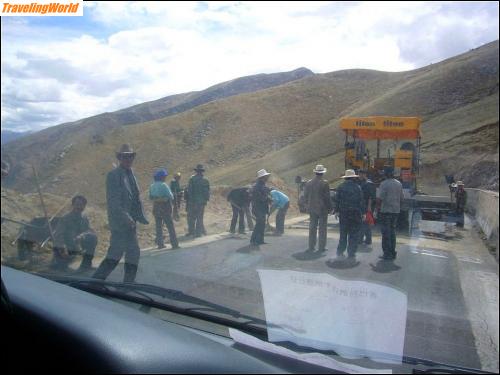 China: 10 r3 Die Strasse nach Lhasa / 