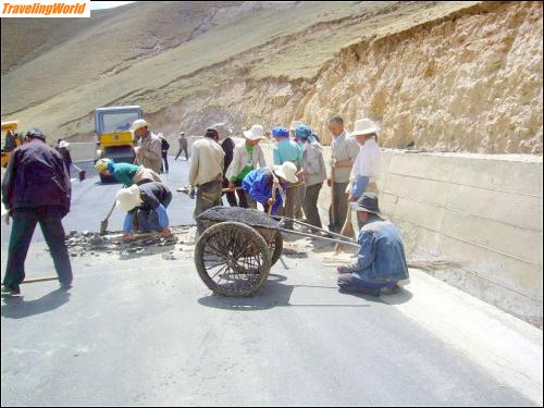 China: 10 r11 Die Strasse nach Lhasa / 