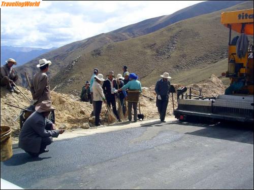 China: 10 r4 Die Strasse nach Lhasa / 