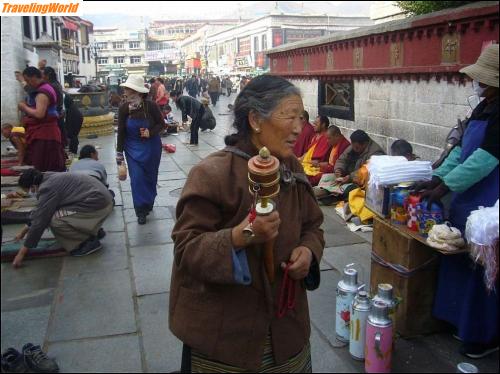 China: 10 j3 Am Jokhang Tempel / 