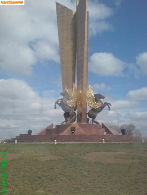 Kasachstan: DSC01298 / das ist in stana kurz vom flughafen