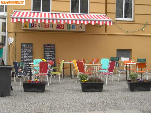 Deutschland: PICT0441 / Cafe Glücklich am Park, Kiez Prenzlauer Park am alten Weinberg