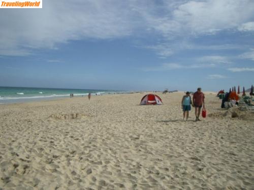 Spanien: Fuerteventura 03.07 042 / Strand bei Corralejo