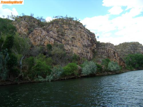 Australien: P9280210 / Nitmiluk Schlucht-Steilwände bis zu 70 Meter hoch