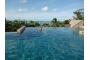 Australien: Genialer Pool mit Blick aufs Wasser Airlie Beach (1)