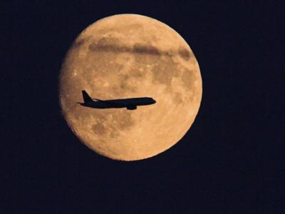 Flugzeug