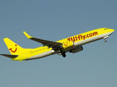 Startendes Flugzeug
