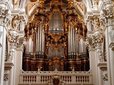 Kirchenorgel