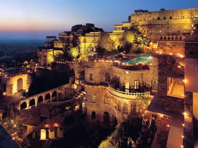 «Schloss-Hotel Neemrana»