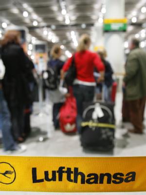 Schalter der Lufthansa